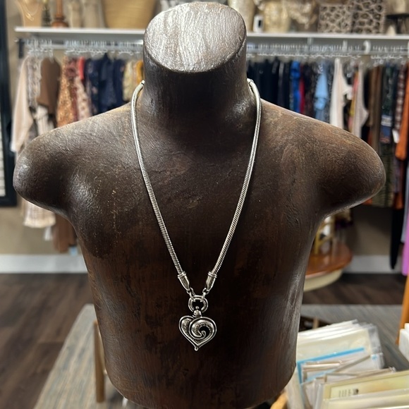 Brighton Penelope Pendant Silver Plated Heart Necklace Retired Piece Adjustable - Picture 2 of 9